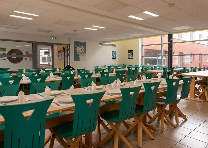 Auberge De Jeunesse Hi Cherbourg